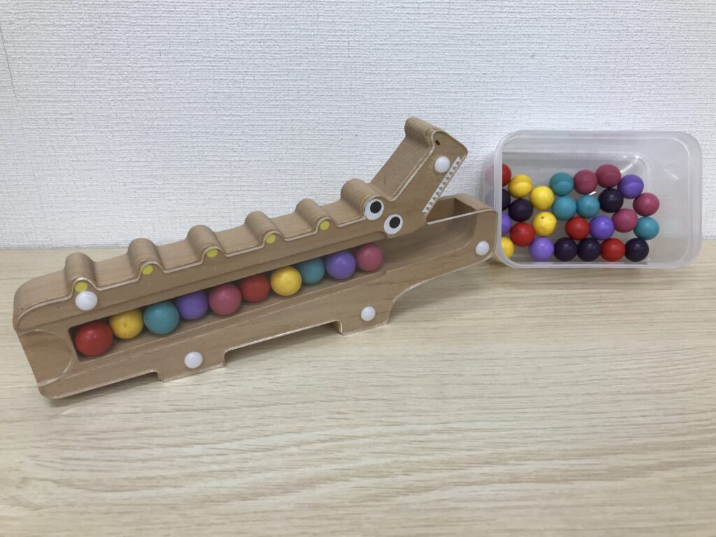 教材のご紹介～ワニの食事～